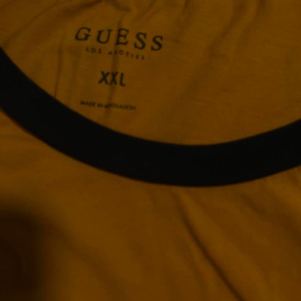 Guess Men's multi T-shirt - Picture 2 of 3